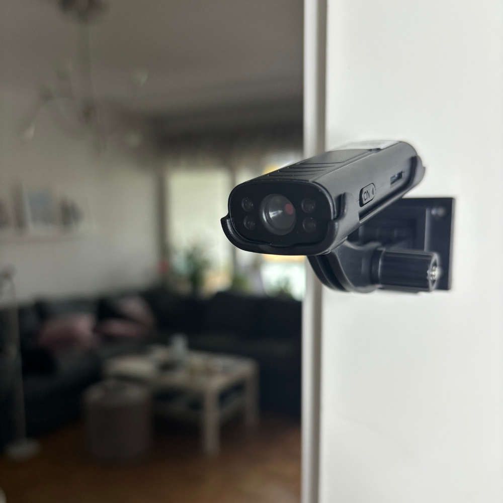 SafeCamera™ - Secure surveillance whenever and wherever you want